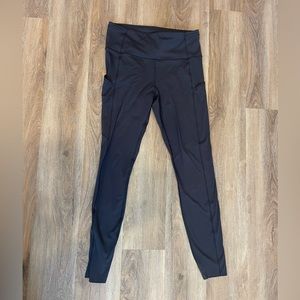 black lululemon leggings